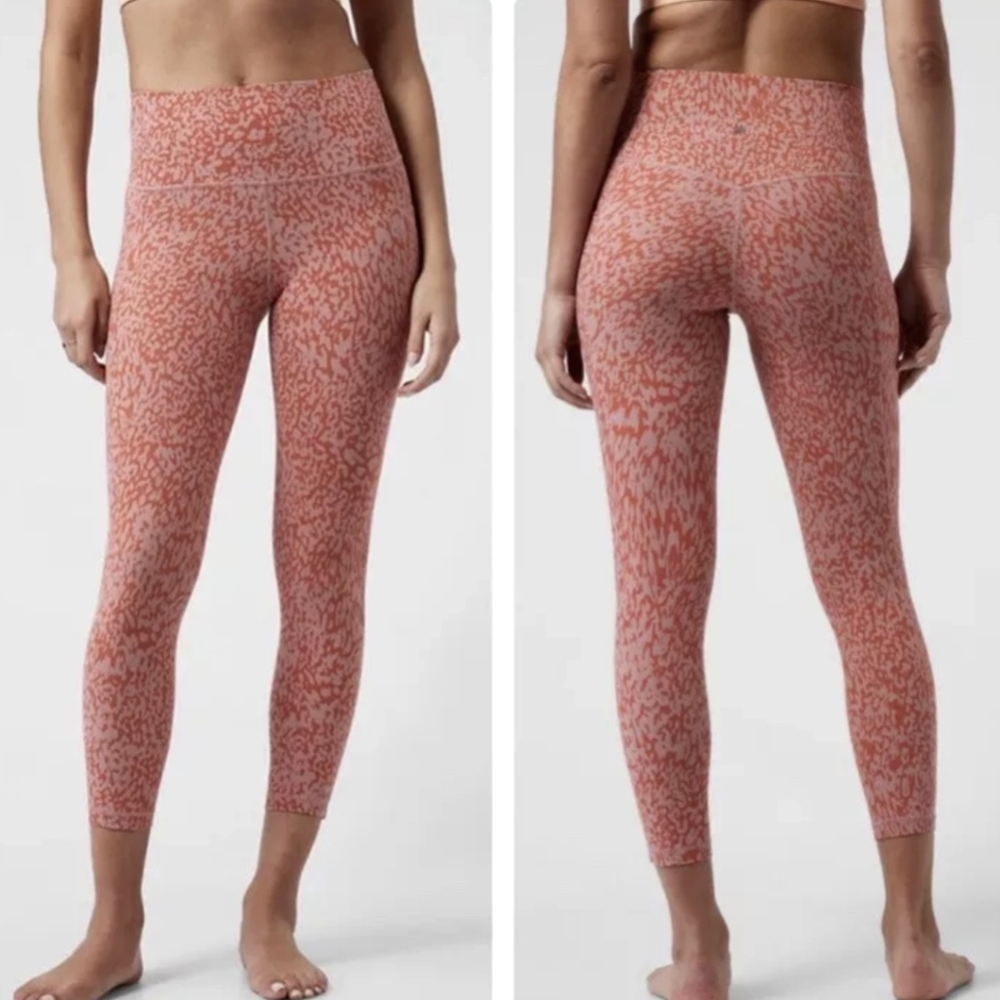 Athleta Salutation Stash Pocket II Printed 7/8 Tights Ocelot Spot Orange Pink XL